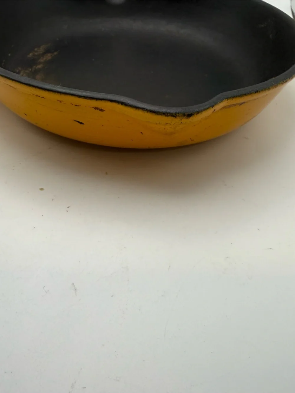Le Creuset Double Spout Enameled Cast Iron Skillet #20 Yellow Vintage